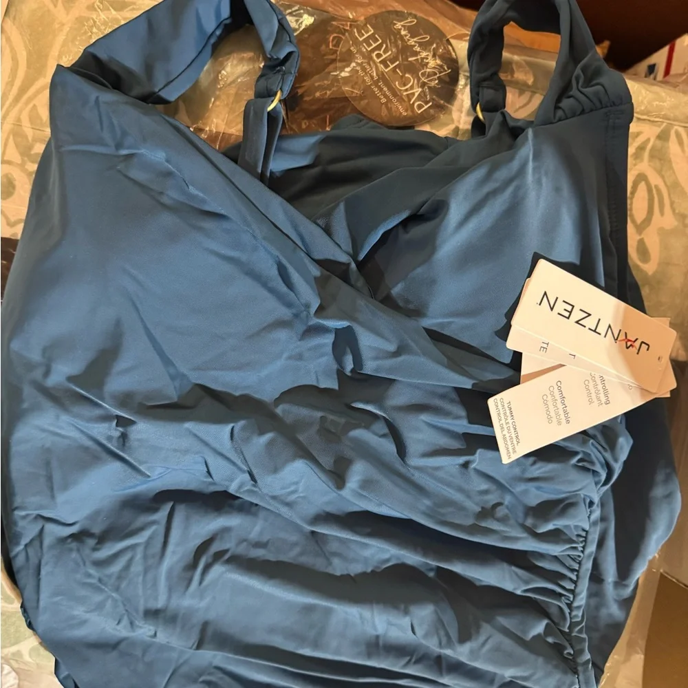 JANTZEN Surplice‎ One-Piece Swimsuit